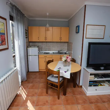 Apartment Apartment Klaudia 4 Stars *