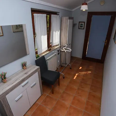 Apartment Apartment Klaudia 4 Stars *