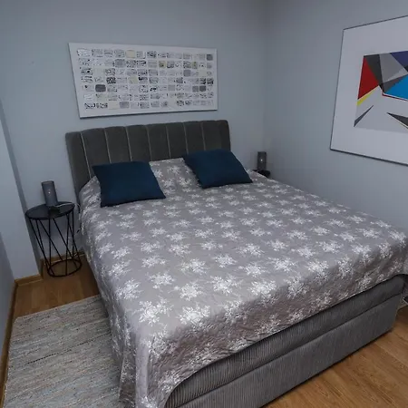 Апартаменты Klaudia 4 Stars *