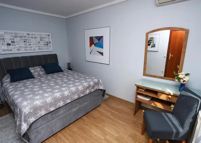 Апартаменты Klaudia 4 Stars